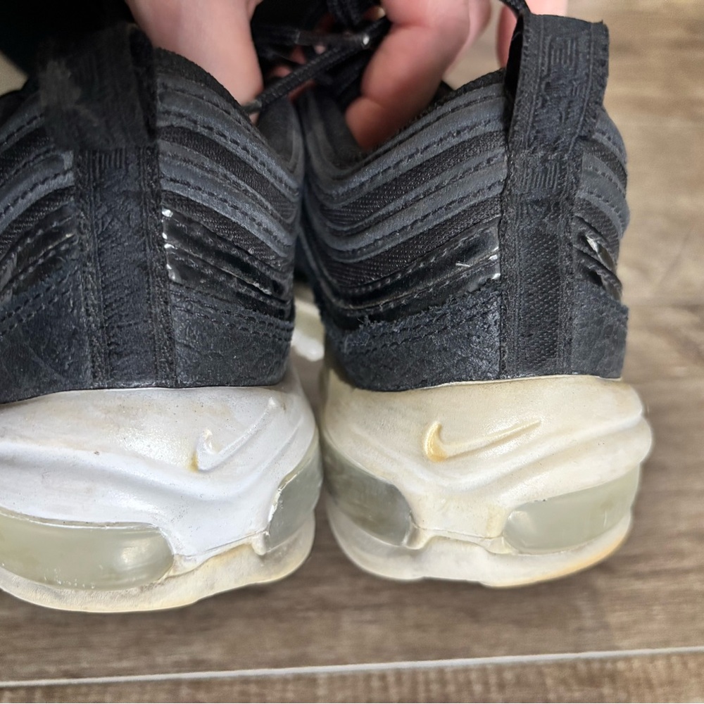 NIKE Women’s AIR MAX 97 PREMIUM "SNAKESKIN" BLACK SZ 7.5 - Picture 6 of 8